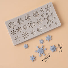 TINY ASSORTED SNOWFLAKES MOULD 20 PCS