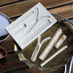 ASSORTED ZIPPERS MOULD