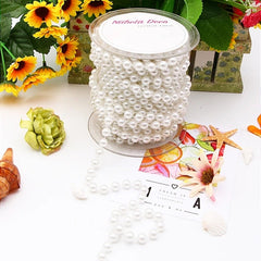 WHITE PEARLY STRING WITH LARGE PEARLS