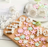 ASSORTED FONDANT FLOWER CUTTERS SET 33 PCS