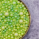 MIXED SIZES GREEN SUGAR PEARLS 125 GMS