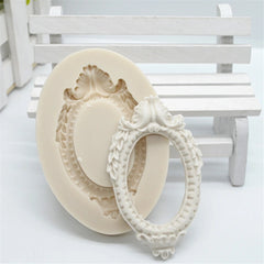 MINI OVAL FRAME MOULD WITH PALM
