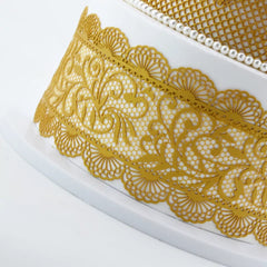 SCALLOPED LEAFY SCROLL LACE MAT