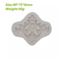 SINGLE PALM CENTER WITH SCROLL BORDER MOULD