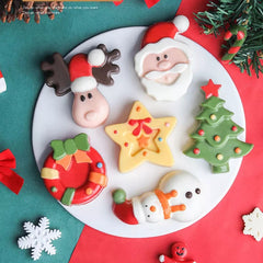 LARGE CHRISTMAS THEMED CHOCOLATE MOULD 6 CAVITY