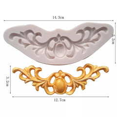 PEARL CENTER WITH SCROLL BORDER MOULD