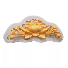 LOTUS FLOWER CENTER WITH SCROLL BORDER MOULD
