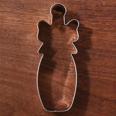 CELEBRATORY CHAMPAGNE BOTTLE AND GLASS COOKIE CUTTER SET 2PCS