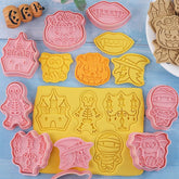 SKELETON HALLOWEEN CUTTERS SET 8PCS