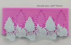 LEAVES BORDER MOULD