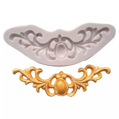 PEARL CENTER WITH SCROLL BORDER MOULD