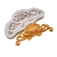 LOTUS FLOWER CENTER WITH SCROLL BORDER MOULD