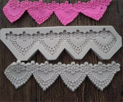 LACE WITH DRAPE AND FLOWERS BORDER MOULD