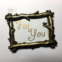 RUSTIC WOOD FRAME MOULD