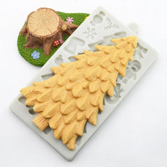 LARGE CHRISTMAS TREE WITH DECORATIONS MOULD