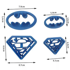 BATMAN & SUPERMAN CUTTERS SET 4 PCS