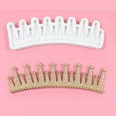 BEDAZZLED/RHINESTONE QUEEN CROWN MOULD (THIN SPIKES)