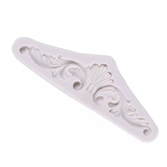 PALM CENTER WITH SCROLL BORDER MOULD