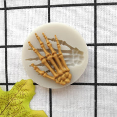 MINI HALLOWEEN SKELETON HAND MOULD