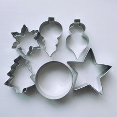 CHRISTMAS THEME COOKIE CUTTERS