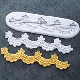 THIN DRAPES LACE WITH FLOWERS BORDER MOULD