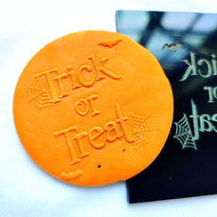 TRICK OR TREAT HALLOWEEN OUTBOSS STAMP/DEBOSSER