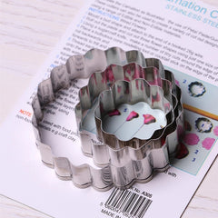 ROUND CARNATION FLOWER CUTTERS SET A305