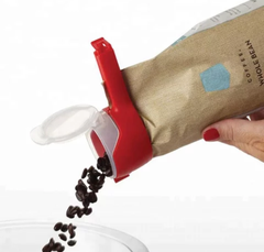 SEAL & POUR PLASTIC BAG CLIP