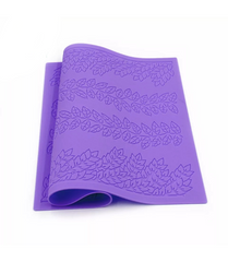 LAUREL LEAVES CAKE LACE MAT