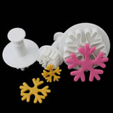SNOWFLAKES CUTTERS 3PCS