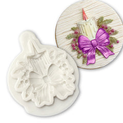 CHRISTMAS CANDLE WITH WREATH AND RIBBON MOULD