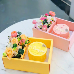 BENTO CAKE AND FLOWERS BOX WITH CLEAR COVER