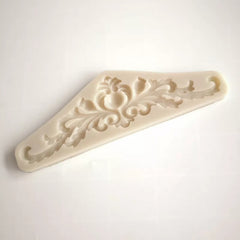 SCROLL WITH FLOWER BUD BORDER MOULD