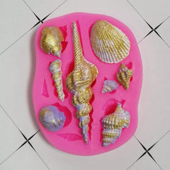 CONCH AND ASSORTED SEA SHELLS MOULD