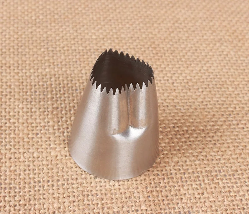 LARGE LOVE HEART MOUTH NOZZLE 1PC (W3)