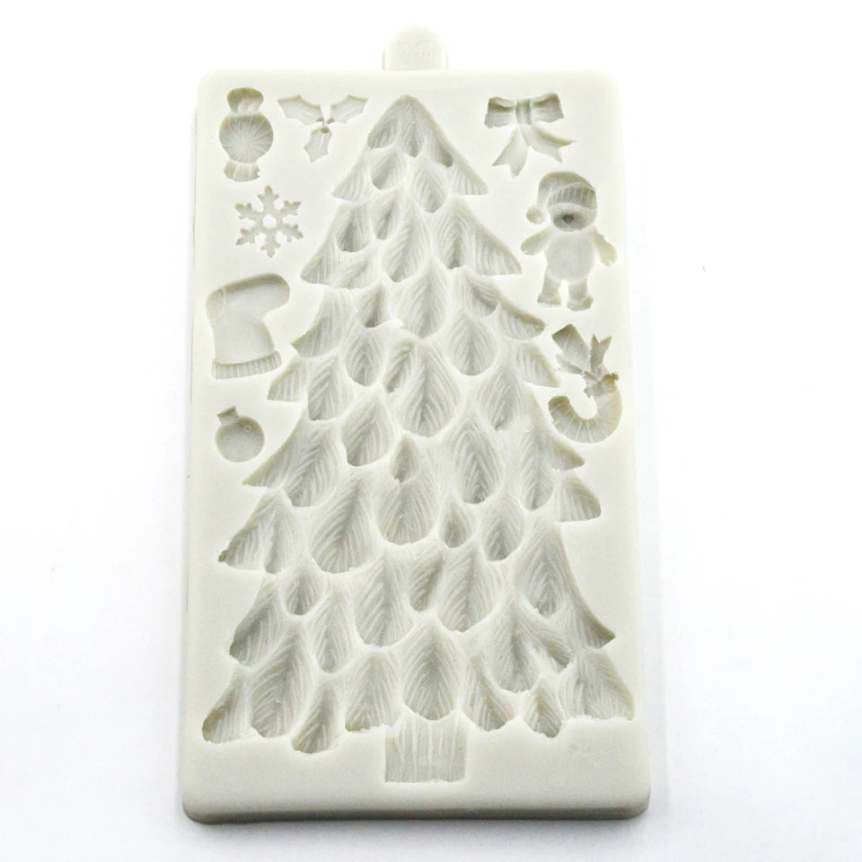 LARGE CHRISTMAS TREE WITH DECORATIONS MOULD