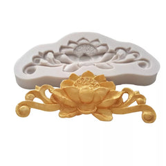 LOTUS FLOWER CENTER WITH SCROLL BORDER MOULD