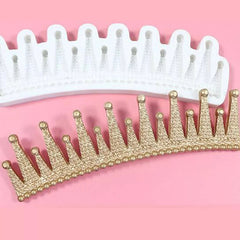 BEDAZZLED/RHINESTONE QUEEN CROWN MOULD (THIN SPIKES)