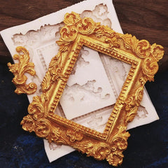 VICTORIAN  RECTANGLAR PHOTO FRAME MOULD WITH SCROLLS