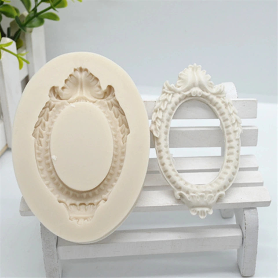 MINI OVAL FRAME MOULD WITH PALM