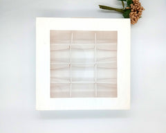 12 HOLES CHOCOLATE BOX (SQUARE)