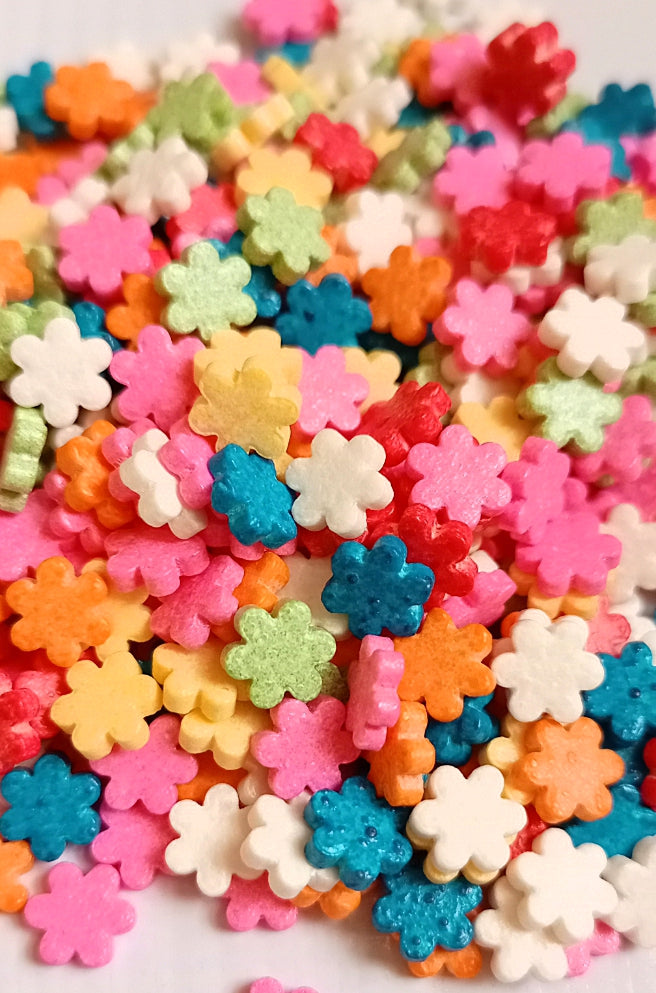 MIXED COLOUR FLAT FLOWER CANDY SPRINKLES 15G