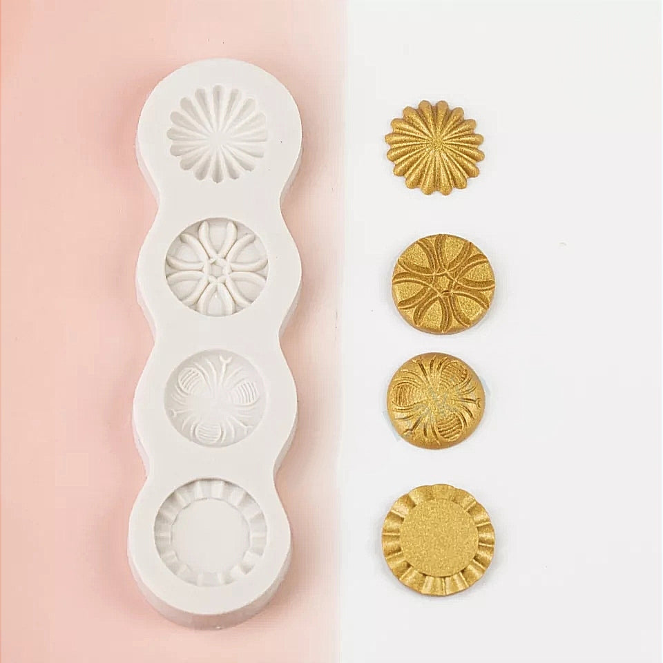 BUTTONS/ BROOCHES MOULD