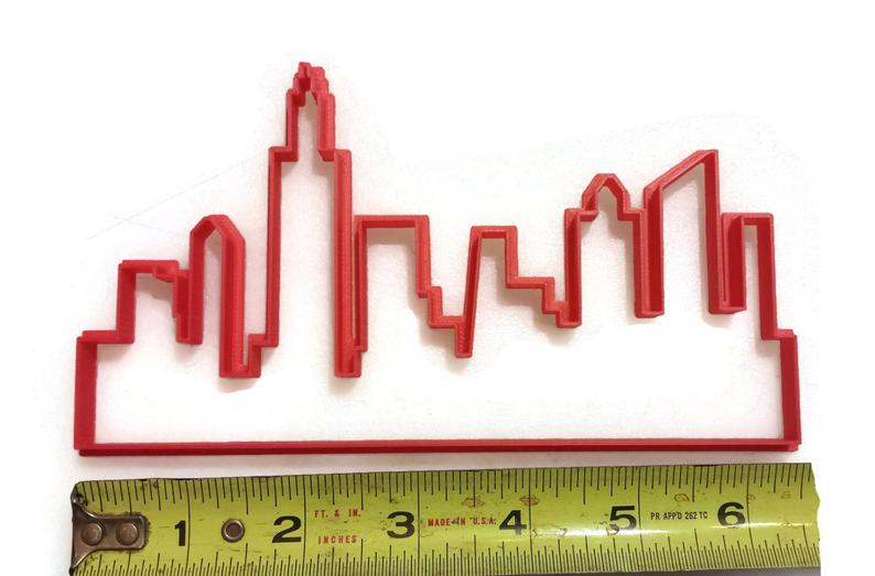 CITY / SKY SCRAPPERS CUTTER 5 INCHES