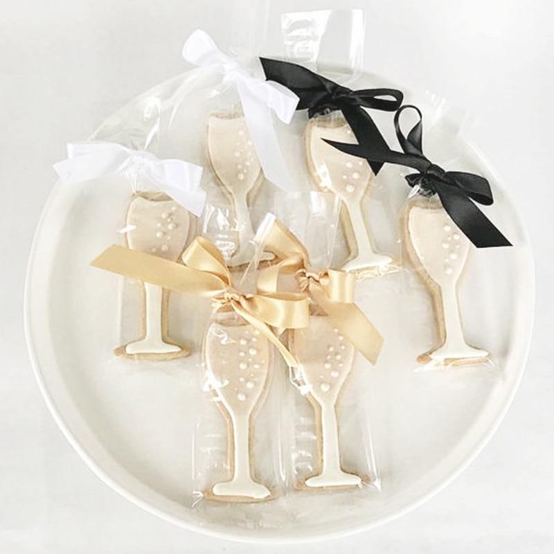 CHAMPAGNE/WINE GLASS COOKIE CUTTER